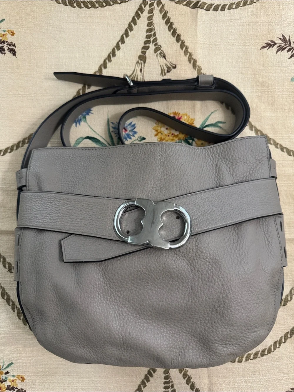 Tory Burch Gemini Link Hobo Large Shoulder Crossbody Bag Purse French Gray
